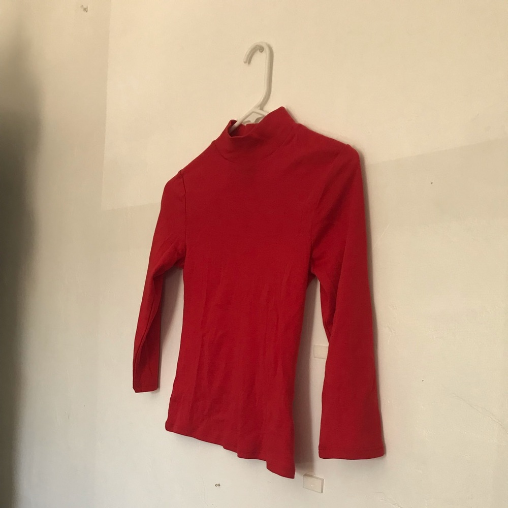 Red plain long sleeve shirt